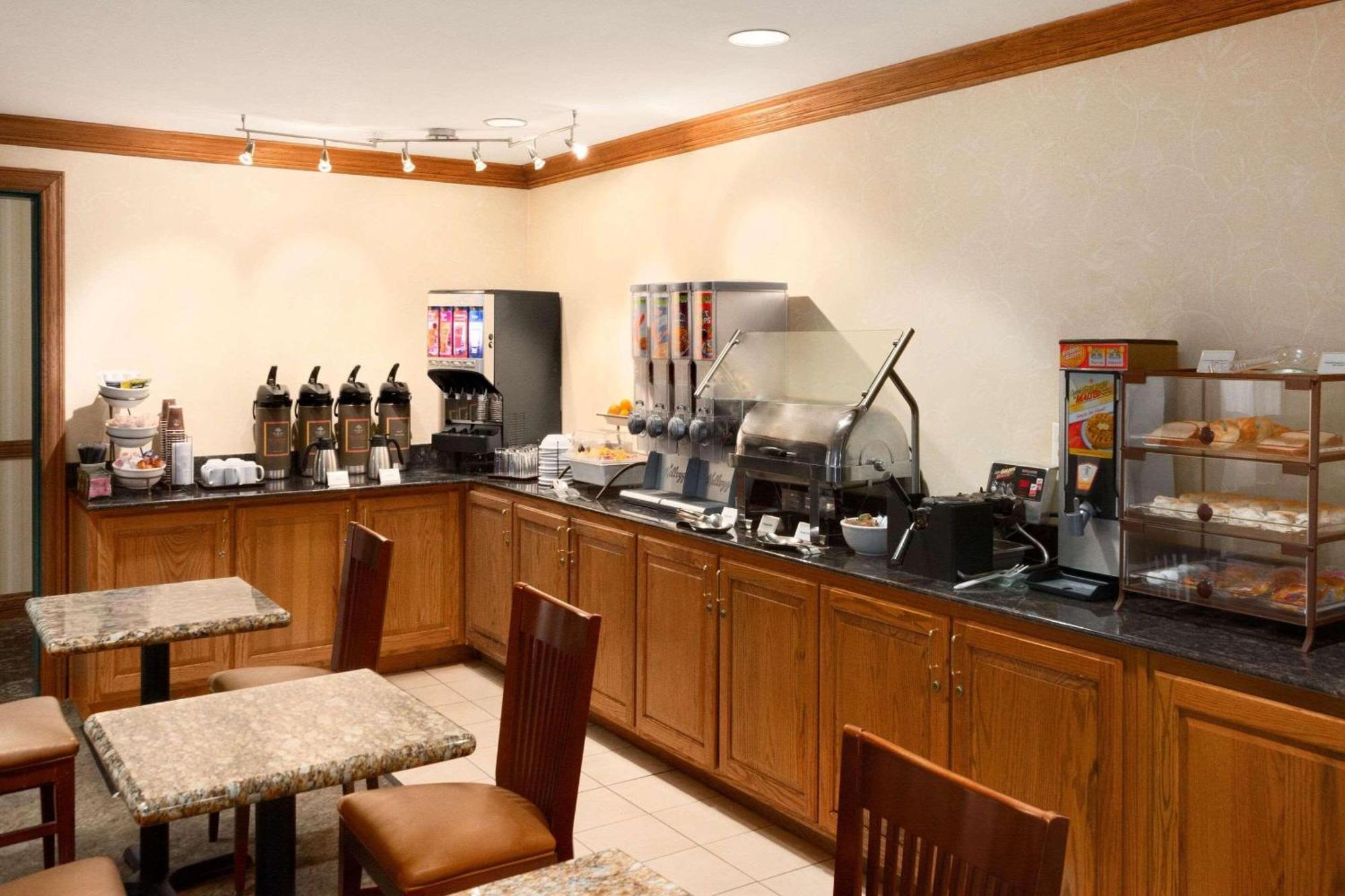 Country Inn & Suites By Radisson, Columbus, Ga Ngoại thất bức ảnh
